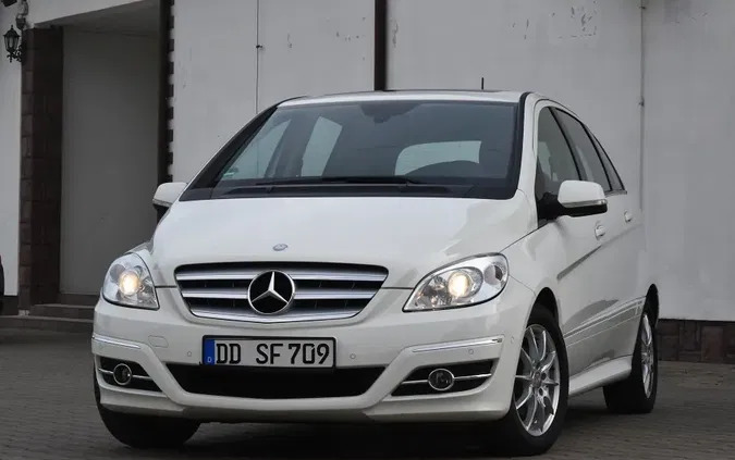 mazowieckie Mercedes-Benz Klasa B cena 22900 przebieg: 221000, rok produkcji 2009 z Żychlin